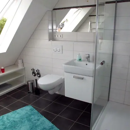 Apartament Schubert & Schubert - Ihr Aussergewoehnliches Zuhause Auf Zeit Hilden